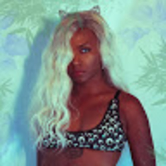 Meet your Posher, Asia - Picture 1 of 1